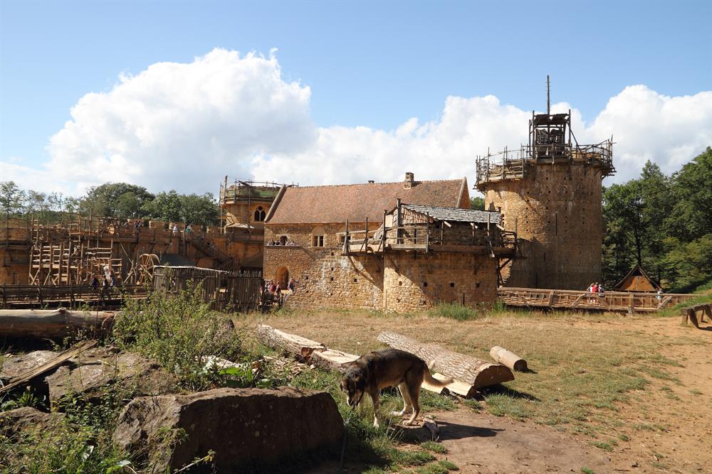 Château Fort en construction de Guédelon 29km 