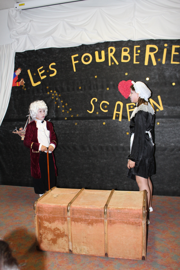 Le théâtre à l'école notre dame de l'assomption Ajaccio